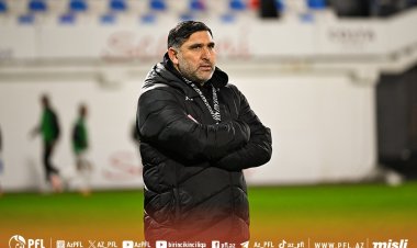 "Artıq futbolçular da nəticələrə görə utanırlar" - Sənan Qurbanov