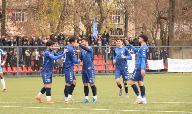 10-cu tur start götürdü: Meydan sahibləri 2 qolla qələbə qazandı 