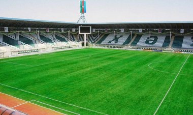 Mübariz Mənsimov Lənkəranda özünə məxsus stadionu satdı
