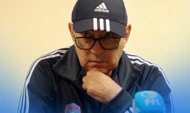 Kurban Berdiyev azarkeşlərin "İstefa" şüarına belə cavab verdi