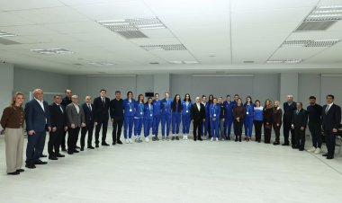  Federasiya rəhbərliyi Azərbaycan millisinin üzvləri ilə görüş keçirdi