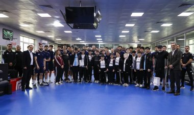 İnternat məktəbinin uşaqları "Qarabağ"ın qonağı oldular