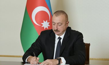 Bir qrup idmançı və mütəxəssisə fəxri adlar verildi - SƏRƏNCAM