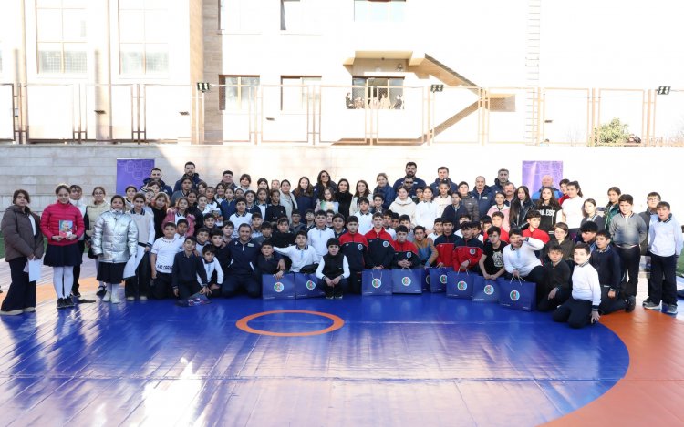  Azərbaycanın tanınmış güləşçiləri Qarabağda səfərdə oldular