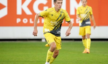 Vernidub istədi, "Neftçi" daha bir ukraynalı ilə danışıqlara başladı