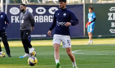  Premyer Liqa təmsilçisi azərbaycanlı forvardı yola saldı