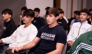 Milli komandanın yeni üzvlərinə maarifləndirici seminar keçirildi