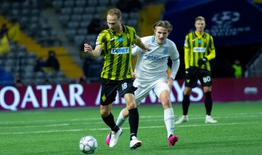 "Kayrat" Çempionlar Liqasında daha bir ağır məğlubiyyət aldı 