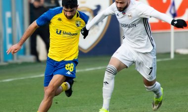 "Kəpəz" səfərdə "Qarabağ"ı, "Qəbələ" "Şamaxı"nı məğlub etdi