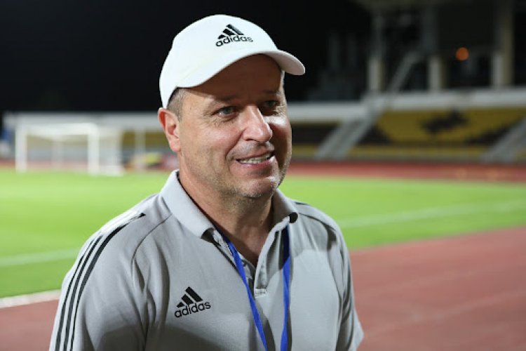 "Bilirdim ki, Şaxta Baba yoxdur, amma inanırdım" - Yuri Vernidub