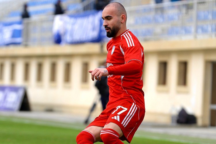 Veysəl Rzayev rəsmən "Kəpəz"də