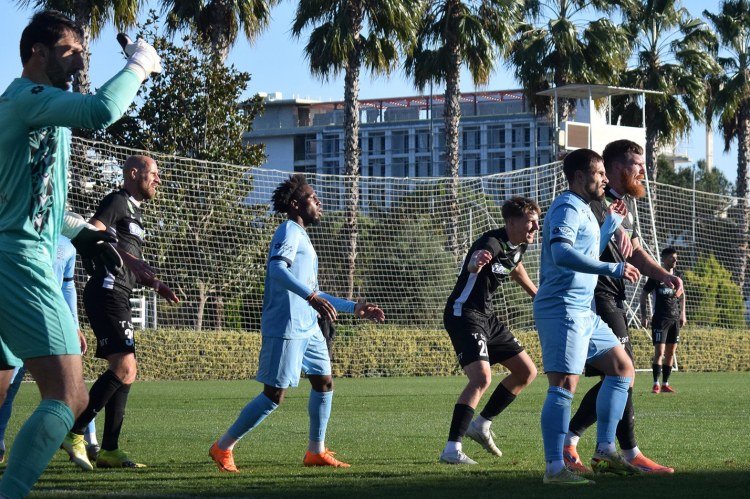  "Sumqayıt" Antalyada Macarııstan klubuna böyük hesabla uduzdu