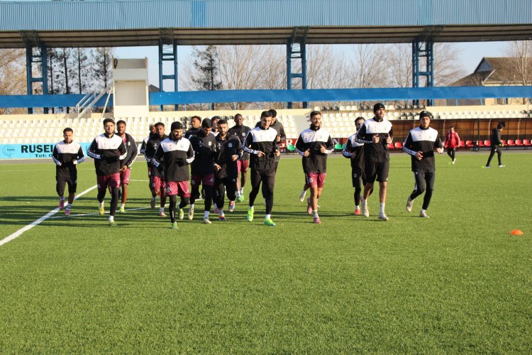 Azərbaycan millisinin futbolçusu Premyer Liqa klubunda oynayacaq 