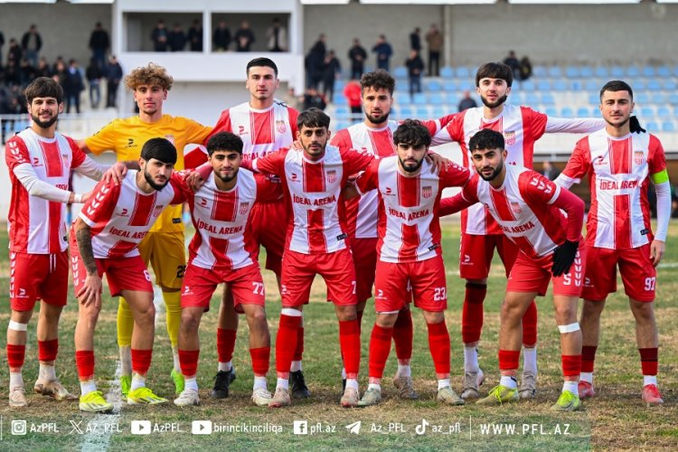 Bölgə komandası üç oyunçusu ilə müqaviləyə xitam verdi - FOTO