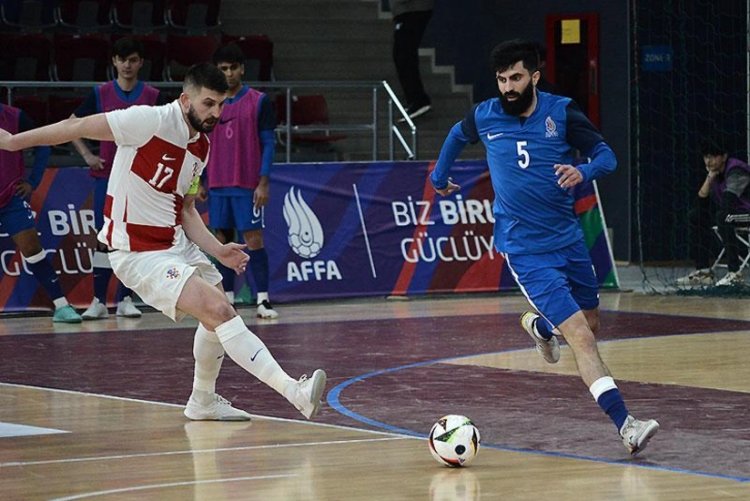 "Elə etməliyik ki, top daha çox bizdə qalsın" - Millimizin üzvü