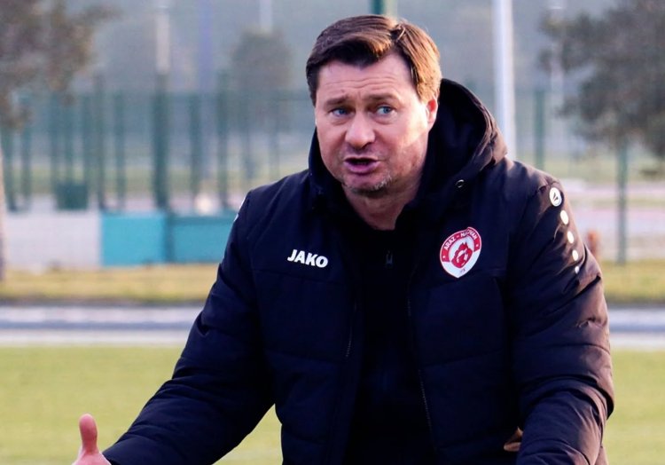 Premyer Liqada əcnəbi məşqçiyə güvənən 21-ci komanda hansıdır?