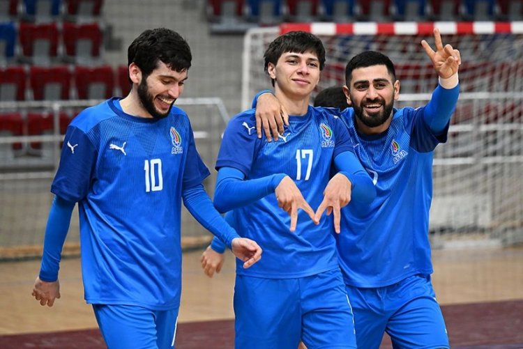  "Vurduğum qolu dünyasını vaxtsız dəyişmiş atama həsr edirəm"