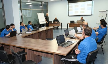 UEFA-nın A kateqoriyalı məşqçi kursunun IV mərhələsi keçirildi