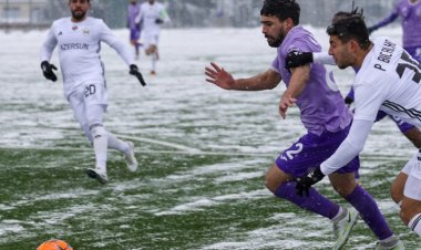 AFFA rəsmisi hakimin səhv qərar verdiyini etiraf etdi - VİDEO 