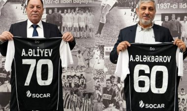  "Neftçi" veteranlarını təbrik etdi