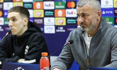 "Bu uğura məğlub ola-ola, yıxıla-yıxıla gəlmişik" - Qurban Qurbanov