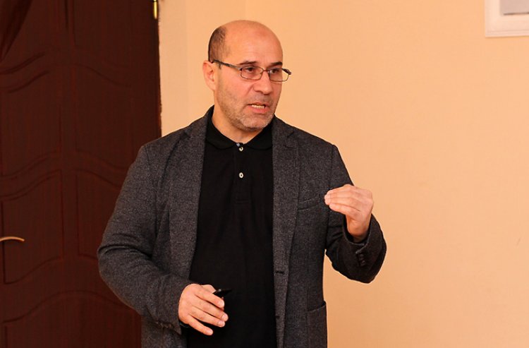 "Bunu müəyyən mənada yenilik kimi qiymətləndirmək olar" 