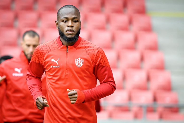 Burkina Faso yığmasının vingeri Azərbaycan Premyer Liqasında 