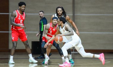  Çempionluğa iddialı kollektivlər 18-ci turu qələbə ilə başa vurdu