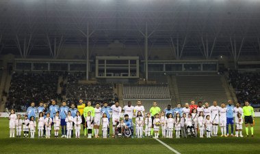 "Qarabağ" “Futbol hamı üçün” sosial layihəsini həyata keçirdi