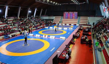 Millimizin iki qadın üzvü finalda güləşəcək - Avropa çempionatı 