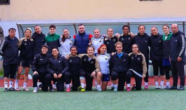 Türkiyə klubu Azərbaycan yığmasının baş məşqçisini qonaq etdi 