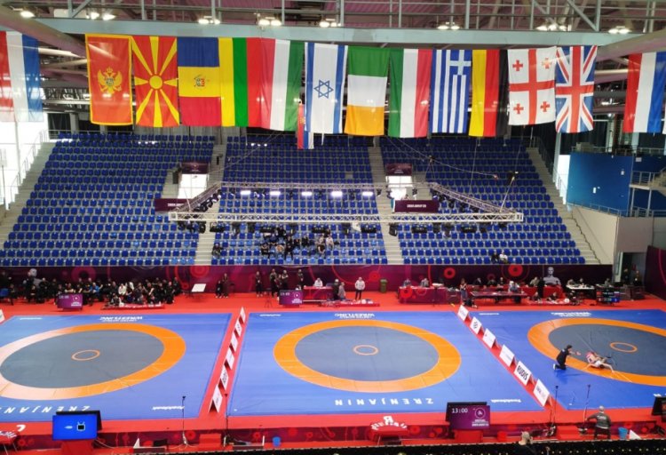  Bu gün Azərbaycanın 5 güləşçisi yarımfinala vəsiqə qazandı