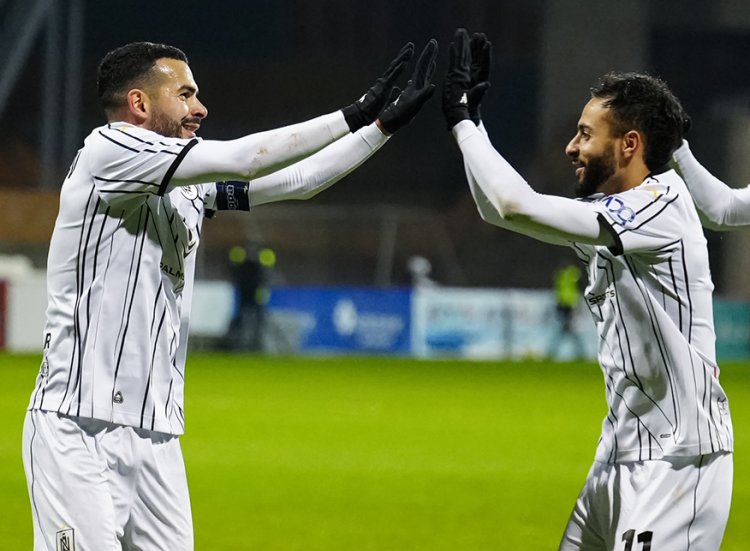 Emin Mahmudov Qurban Qurbanovun qol sayına çatdı