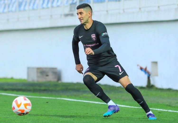 "Sabah"dan ayrılan Boyan Letiçin yeni komandası müəyyənləşdi