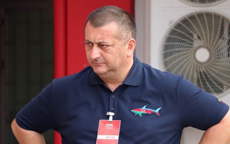 Zaur Axundovun ev dustaqlığında saxlanılma müddəti uzadıldı