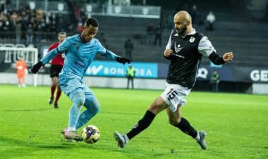 "Neftçi"nin "Sumqayıt", "Qarabağ"ın "Karvan-Yevlax" önündə üstünlüyü