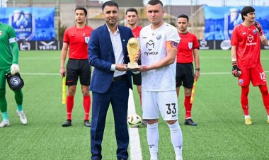  Peşəkar Futbol Liqası "Şəfa"nın oyunçusunu mükafatlandırdı