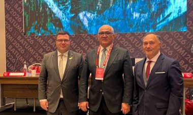 Firdovsi Umudov EWF-nin Batumidə keçirilən konqresində