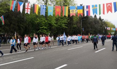 "Prezident Kuboku" beynəlxalq reqatasının rəsmi paradı keçirildi