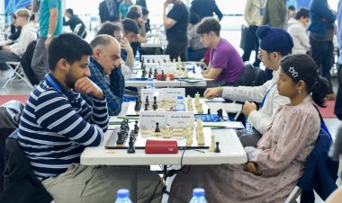  Bakı Kristal Zalında 50 min dollarlıq yarış start götürdü