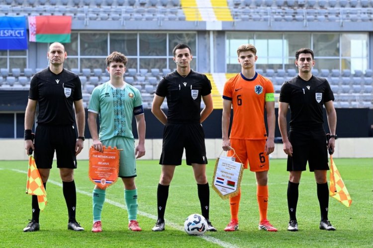 Qurbanov ilk dəfə beynəlxalq oyunu idarə etdi - FOTOLAR