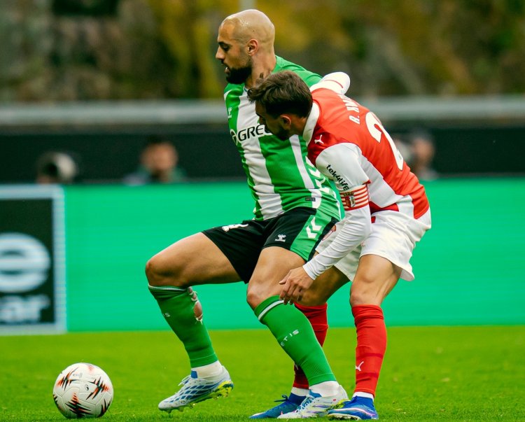 UEFA Avropa Liqasında 1/4 final mərhələsi "sülh"lə start götürdü
