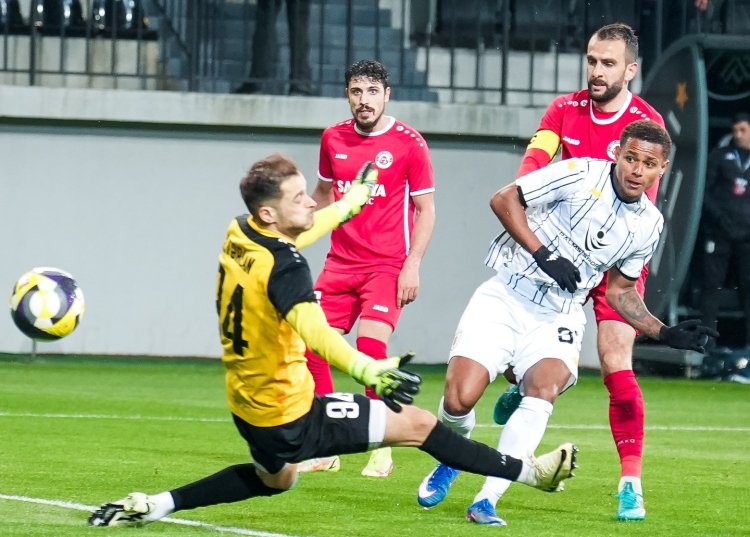 "Neftçi" Premyer Liqada ardıcıl 4-cü qələbəsini qazandı - VİDEO