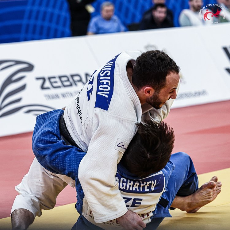 Millimiz Avropa çempionatının ilk günündə 2 bürünc medal qazandı