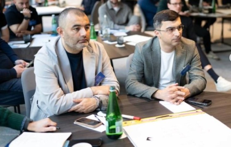 "Qarabağ" rəsmiləri UEFA Gənclər Liqası V Forumunda iştirak etdilər