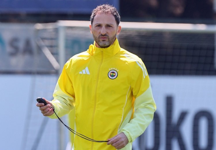 Tedesko və daha iki rəhbər yola salındı - "Fənərbaxça"da istefalar