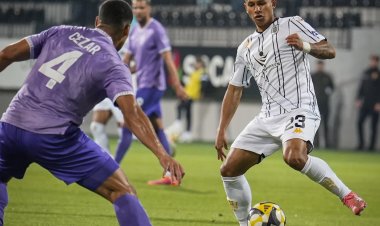 "Neftçi" üç xalı 3 qolla qazandı