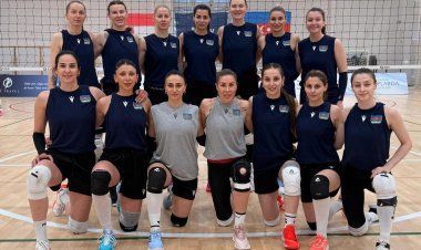   Milli komanda Sloveniyaya yollandı