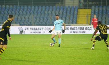Cəlal Bolqarıstanda ardıcıl 2-ci oyununda 3-cü qolunu vurdu