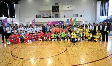   "Məktəbli Kuboku" yekunlaşdı